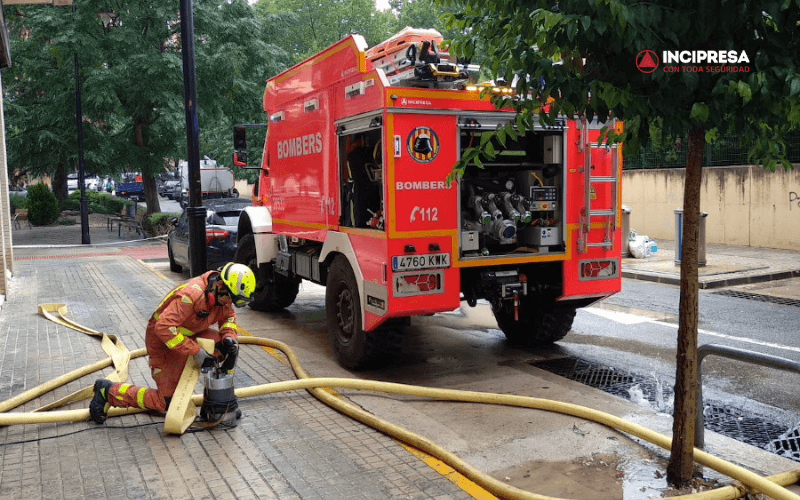 tipos de camiones de bomberos forestales espana